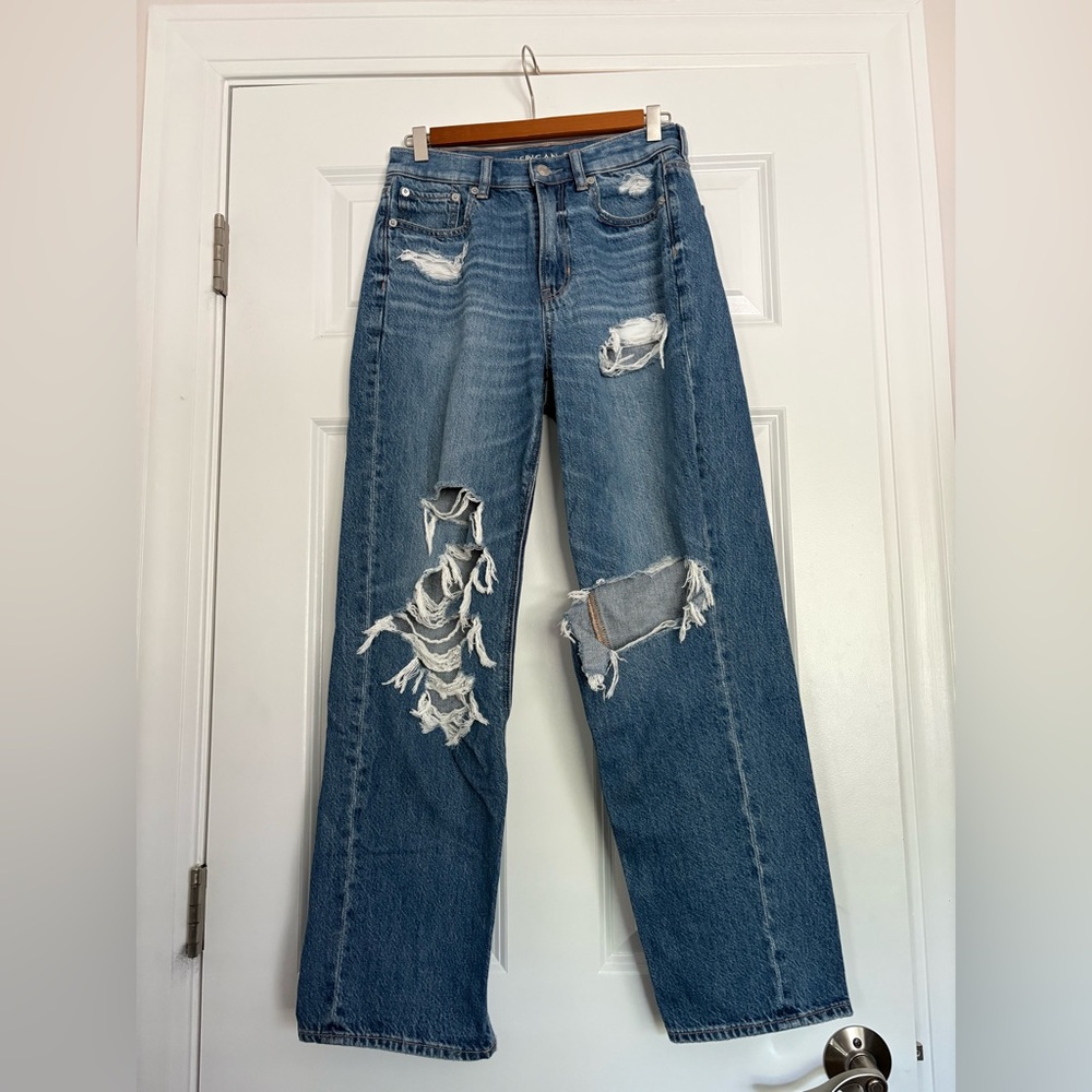 American Eagle Outfitters Ripped Jeans